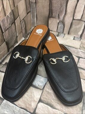 Yellow Box Jolene black loafer mules